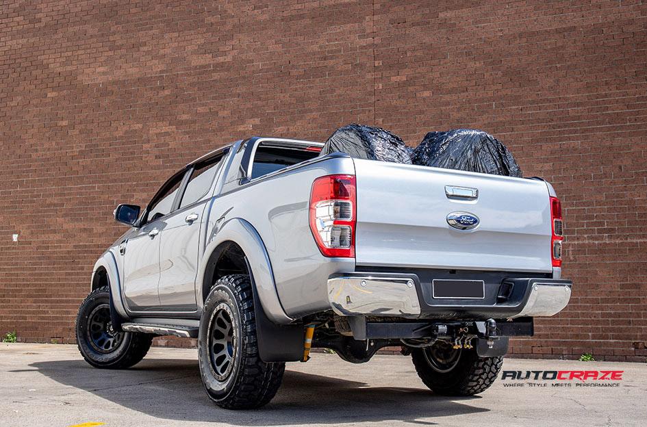 FORD-RANGER-VECTOR-MATTE-BLACK